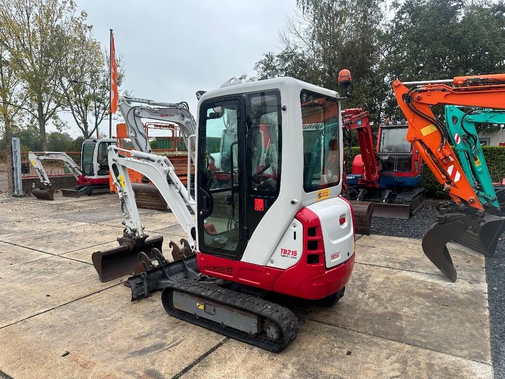 Takeuchi TB 216