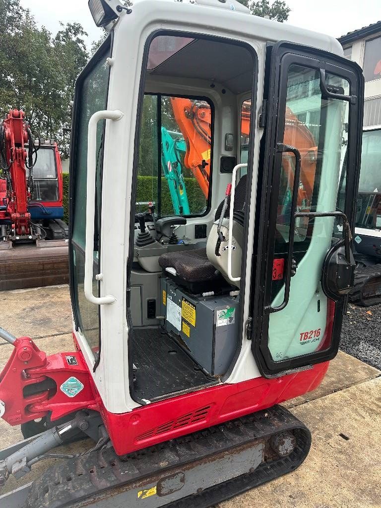 Takeuchi TB 216