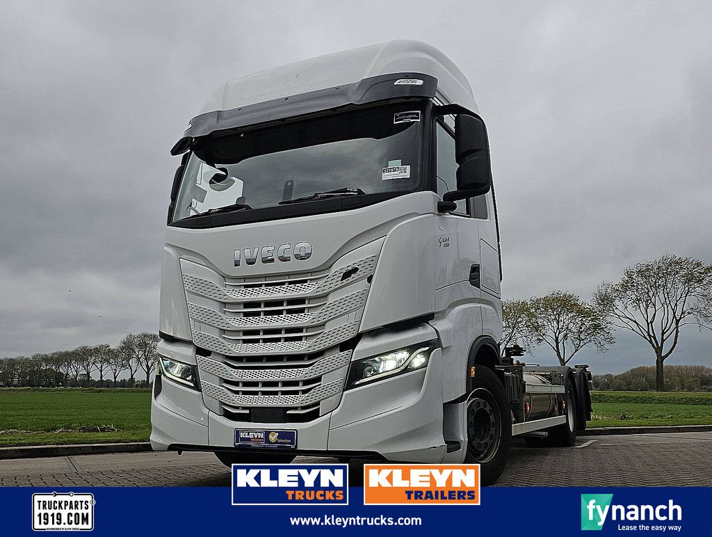 IVECO S-WAY AS440S46 6x2*4 lng gas