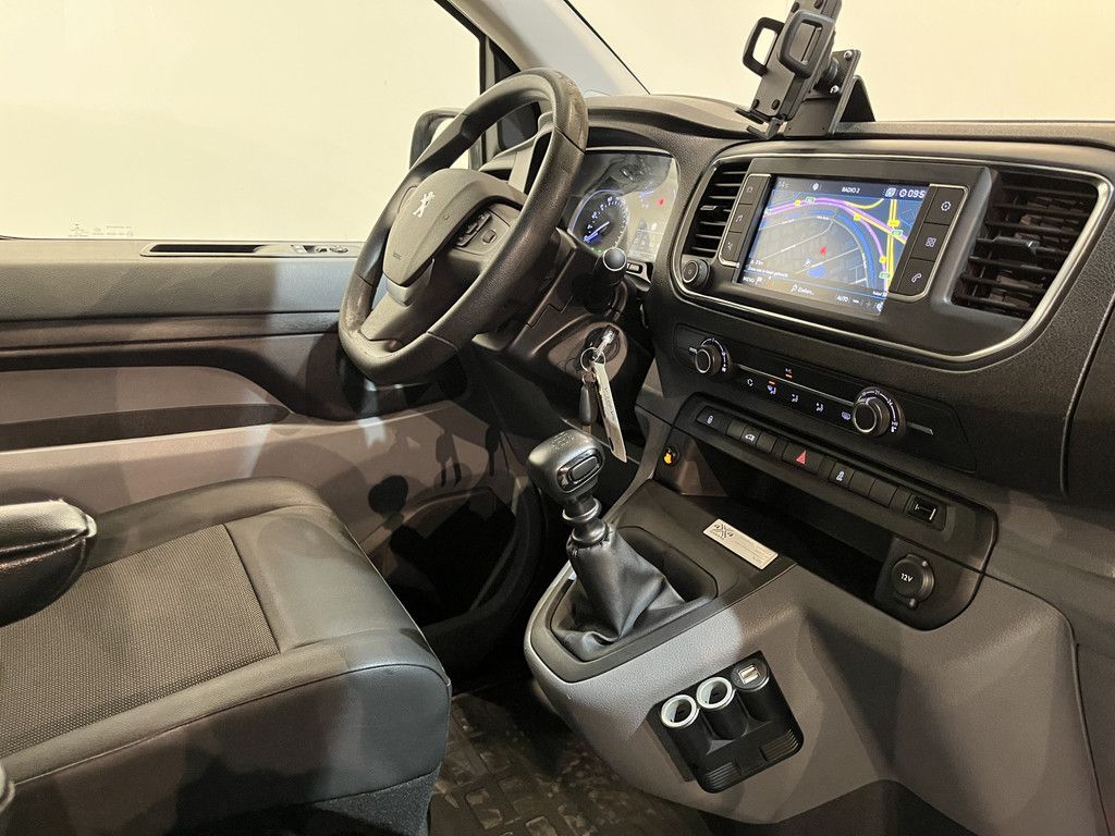 Peugeot Expert 2.0 BlueHDI 120 PK Dangel 4X4 Servicebus / Bott Inrichting / Euro 6 / Airco / Trekhaak / Camera / Cruise Control / Navigatie / CarPlay