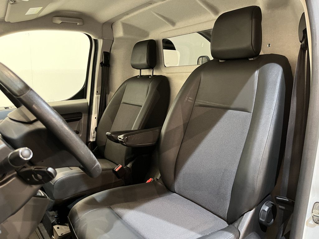 Peugeot Expert 2.0 BlueHDI 120 PK Dangel 4X4 Servicebus / Bott Inrichting / Euro 6 / Airco / Trekhaak / Camera / Cruise Control / Navigatie / CarPlay