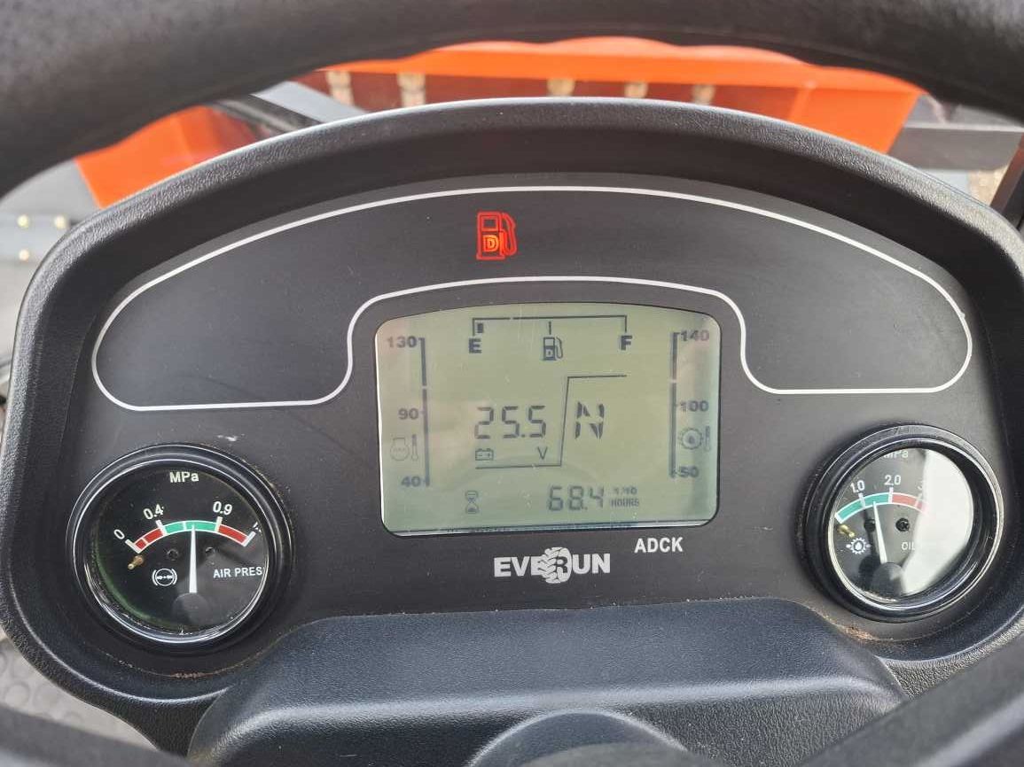 Everun ER16 Full option Knikshovel met slechts 68 uur