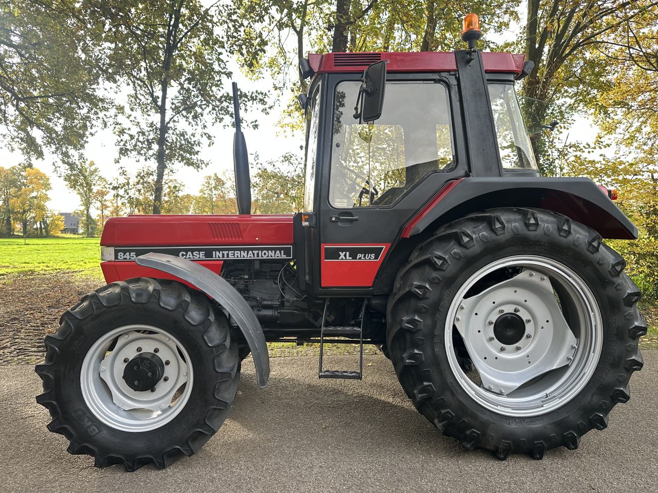 Case IH 845 XLA PLUS
