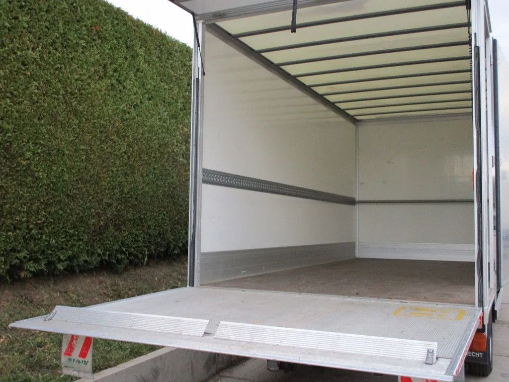 Ford Transit bakwagen 5,0 m. (luchtremsysteem/vangmuil)