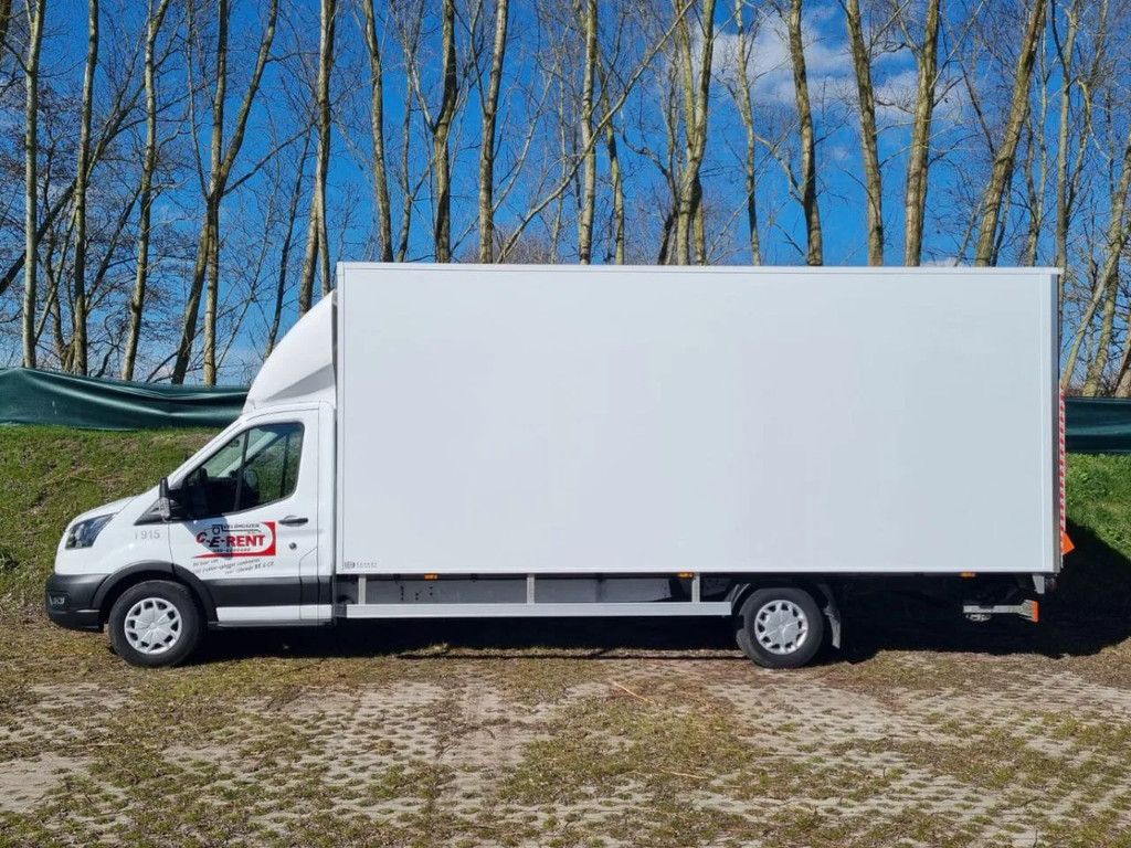 Ford Transit bakwagen 5,8 m.