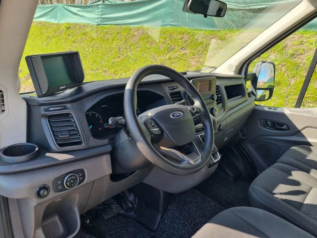 Ford Transit bakwagen 5,8 m.