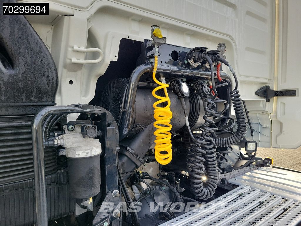 MAN TGX 18.470 4X2 GX 2xTanks Euro 6