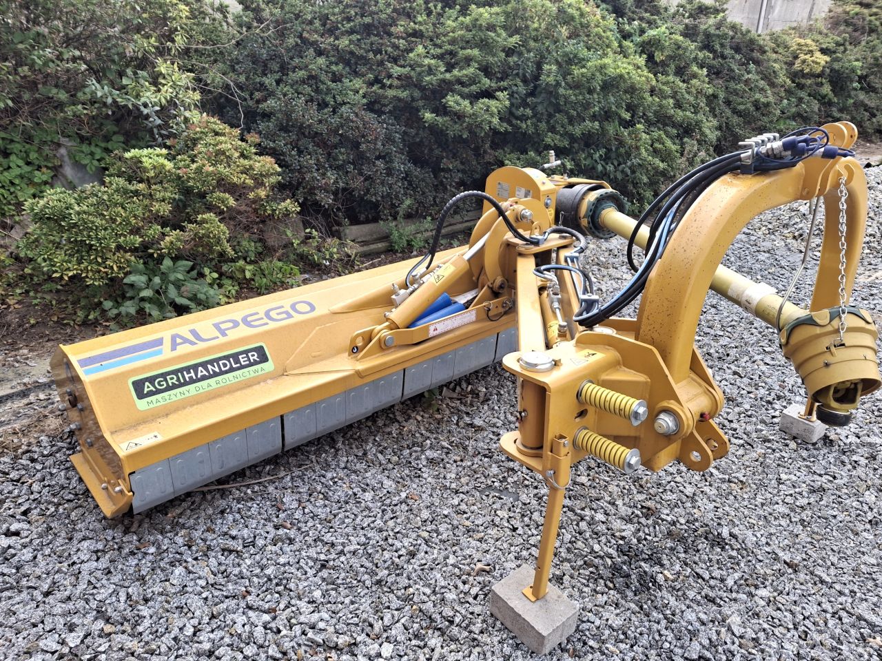 ALPEGO TRILAT TL33-200 Klepelmaaier