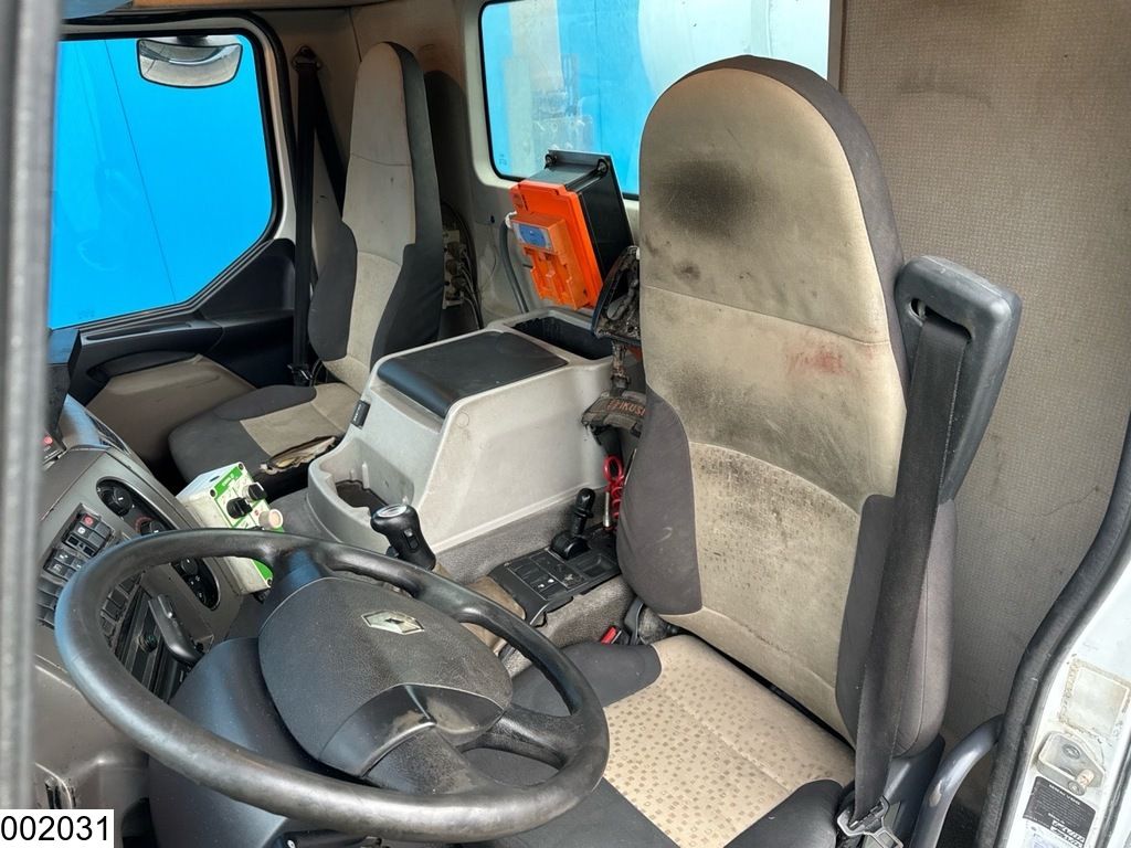 Renault Kerax 410 Dxi 8x4, EURO 4, 9m3, Steel suspension, Remote