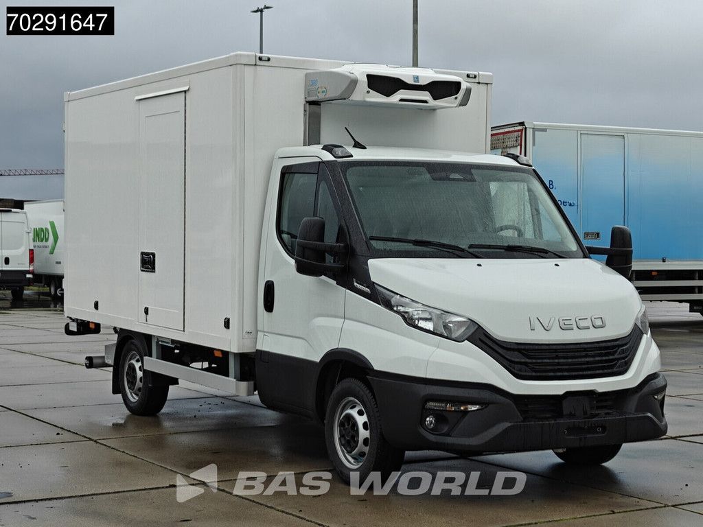 Iveco Daily 35S18 3.0L Automaat Laadklep Koelwagen Zanotti Z380 230v Stekker ACC Navi Airco Camera Euro6 Bakwagen Gekoeld Koel Koeler Kühl Kühler Kühlwagen Kühlkoffer Klima