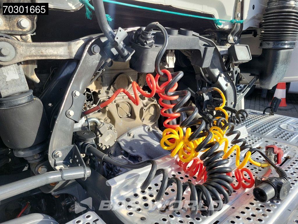 Mercedes Actros 1845 4X2 GigaSpace Mega Retarder 2xTanks ACC Standklima Euro 6