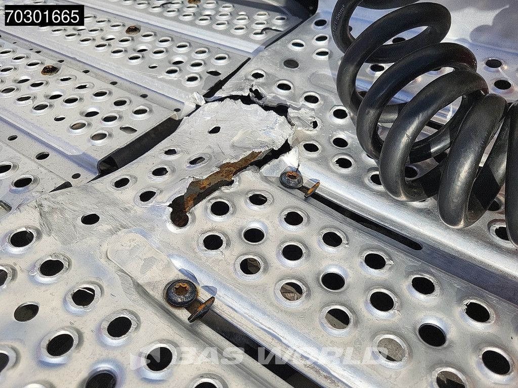 Mercedes Actros 1845 4X2 GigaSpace Mega Retarder 2xTanks ACC Standklima Euro 6