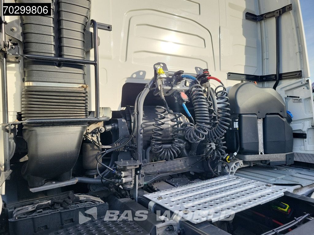 Volvo FH FH 500 4X2 XL VEB+ 2x Tanks ACC LED ADR