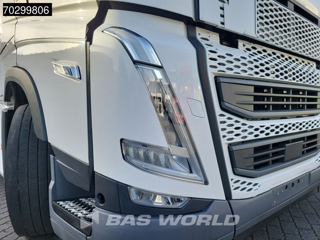 Volvo FH FH 500 4X2 XL VEB+ 2x Tanks ACC LED ADR