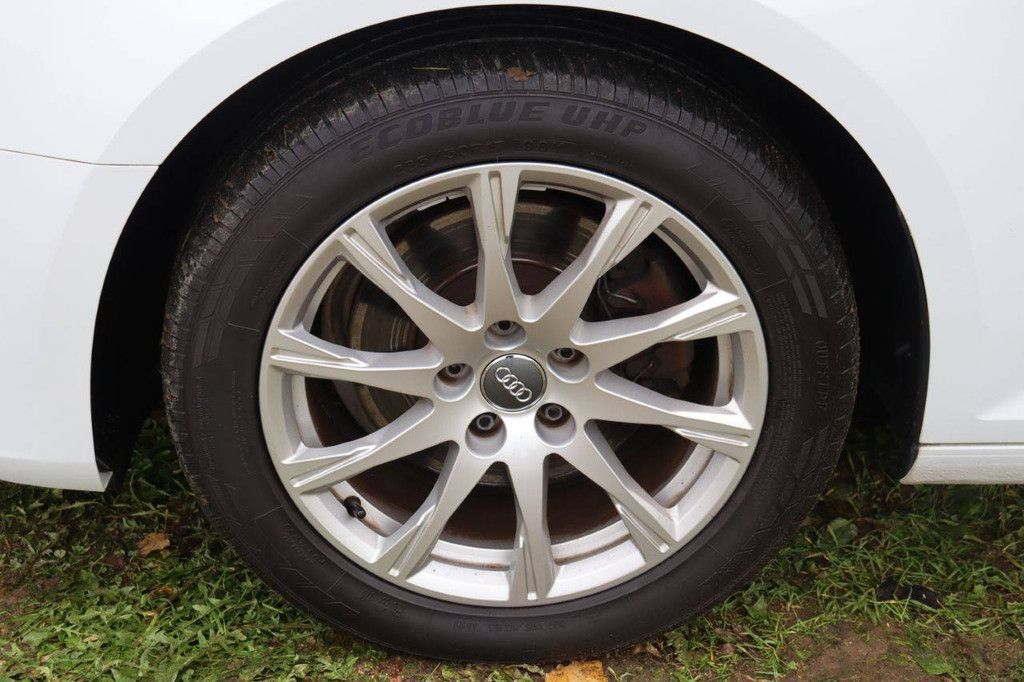 Audi A4 Avant Elektro+Benzin 150 PS 2019