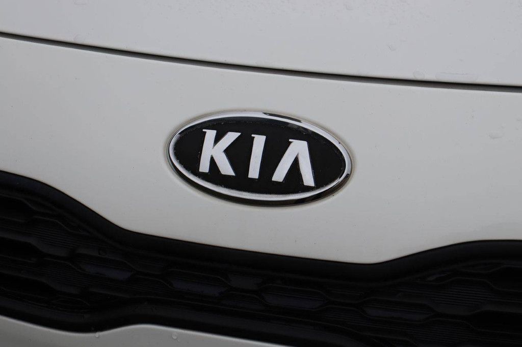 Kia RIO Petrol 86hp 2012