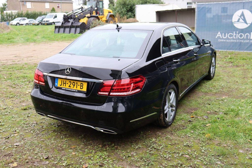 Mercedes-Benz E350 BLUETEC Diesel 252hp 2014