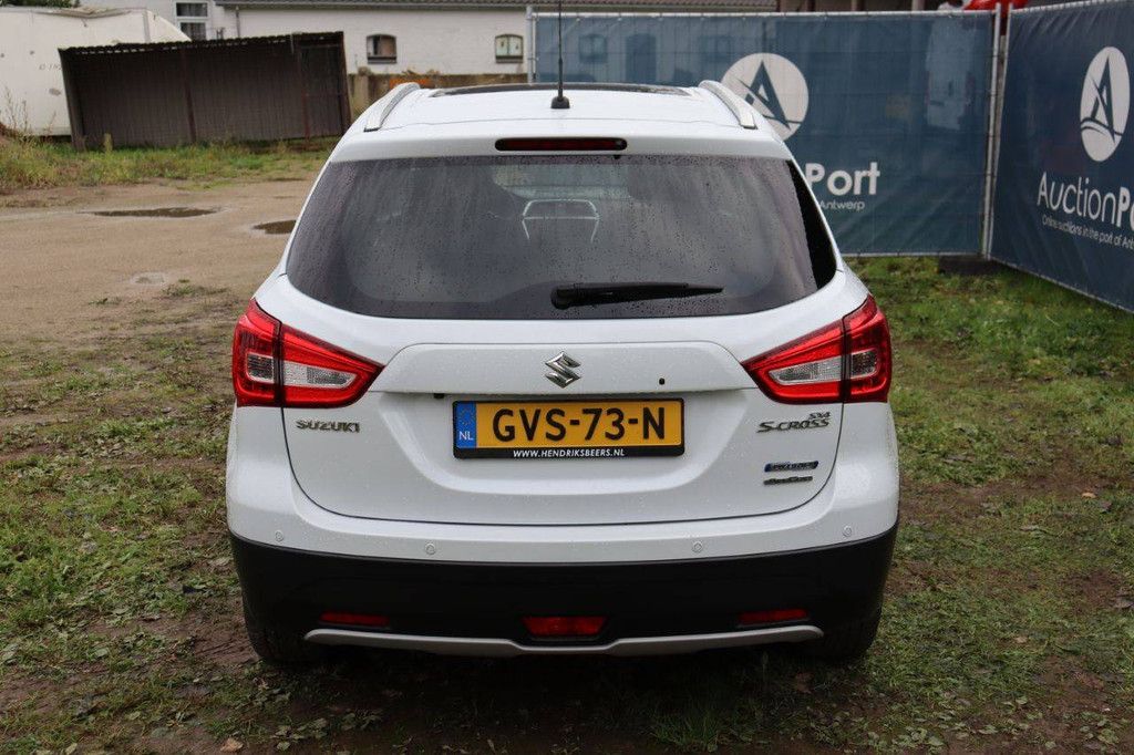 Suzuki SX4 Elektrisch+Benzine 129pk 2021