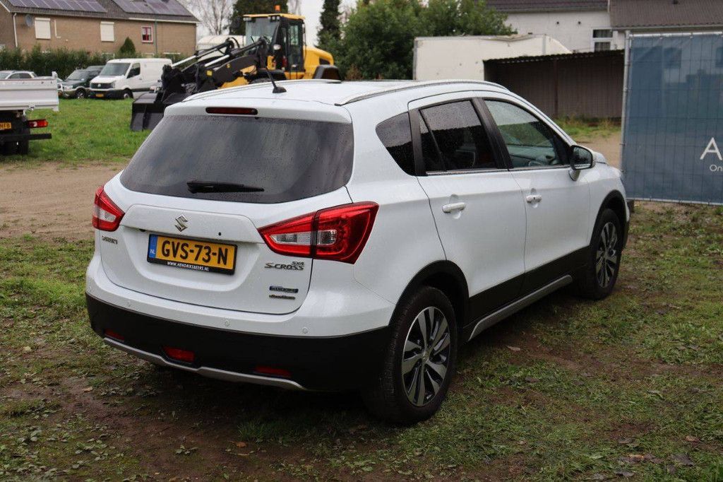 Suzuki SX4 Elektrisch+Benzine 129pk 2021