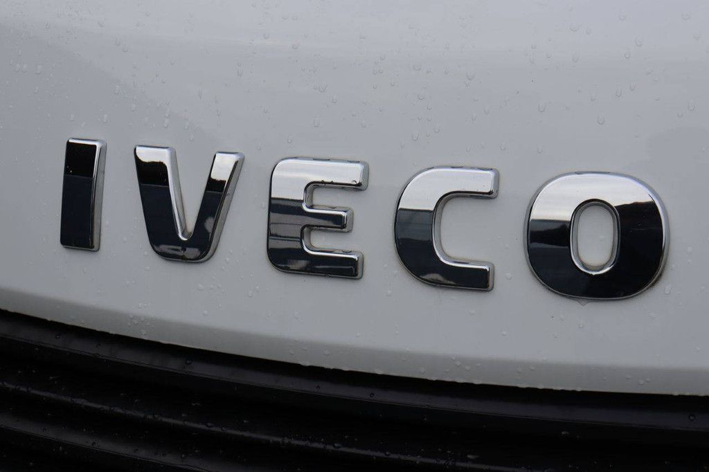 Iveco Daily 35S14 Diesel 136 PS 2023 Kastenwagen