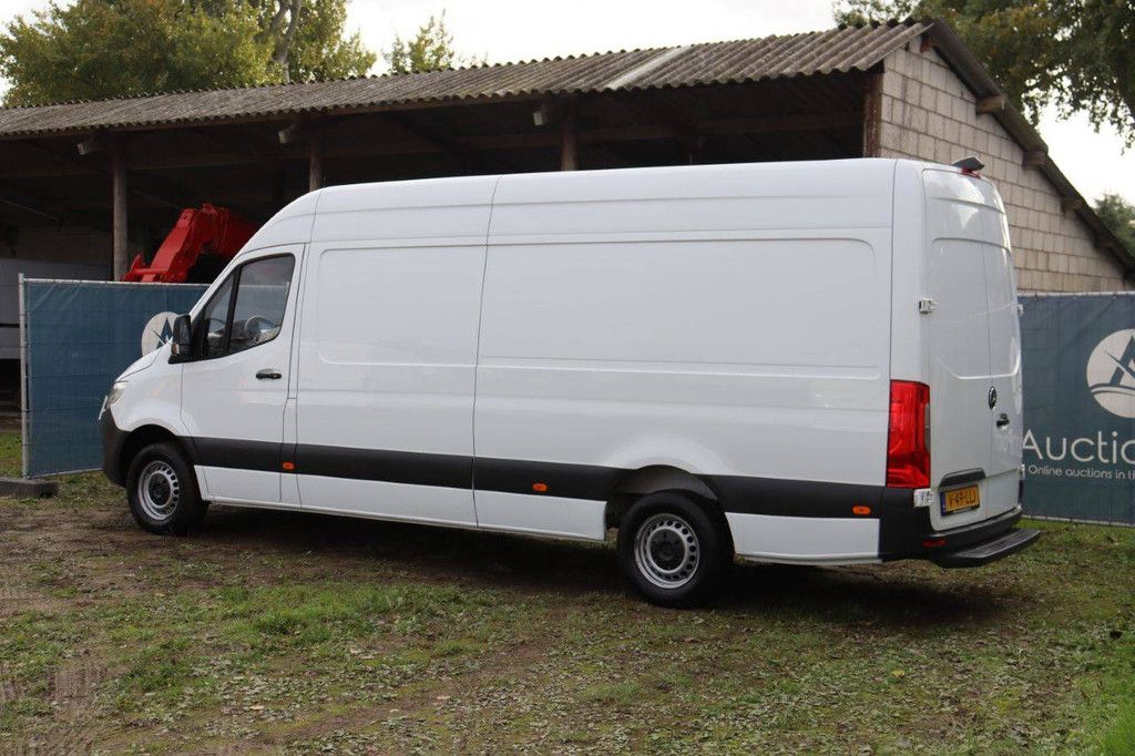 Mercedes-Benz Sprinter Diesel 150hp 2022 Van