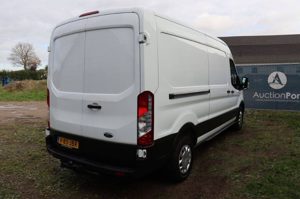 Ford Transit Diesel 130hp 2022 Van