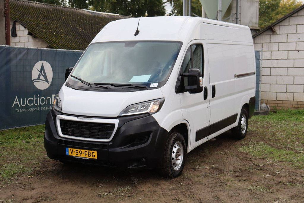 Peugeot BOXER Diesel 140 PS 2021 Transporter