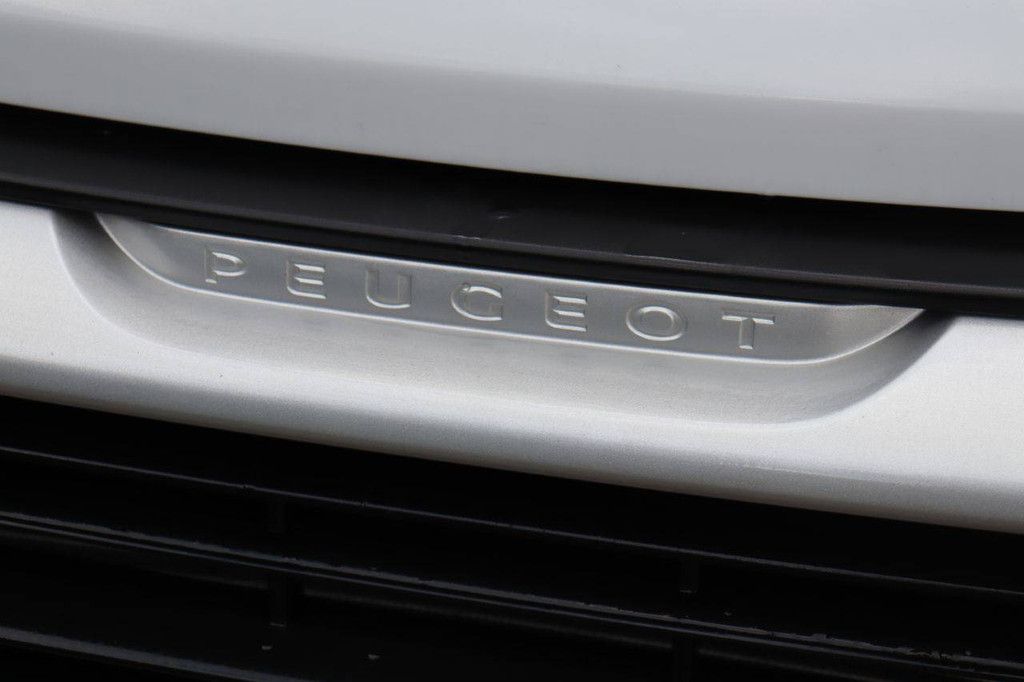 Peugeot BOXER Diesel 140 PS 2021 Transporter