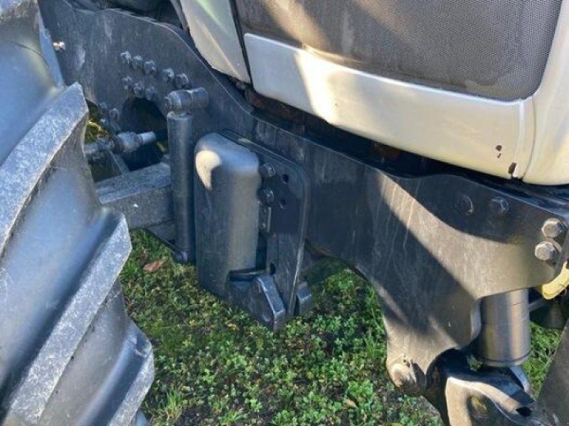 Valtra Gebr. Allradschlepper M 130