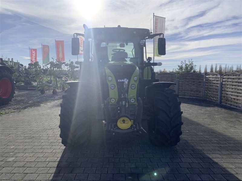 Claas ARION 570 CMATIC CEBIS