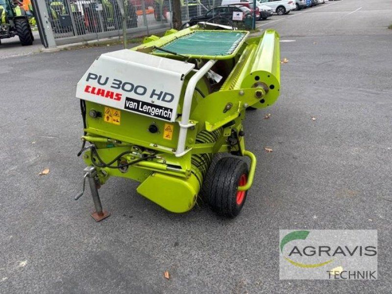 Claas PICK UP 300 HD