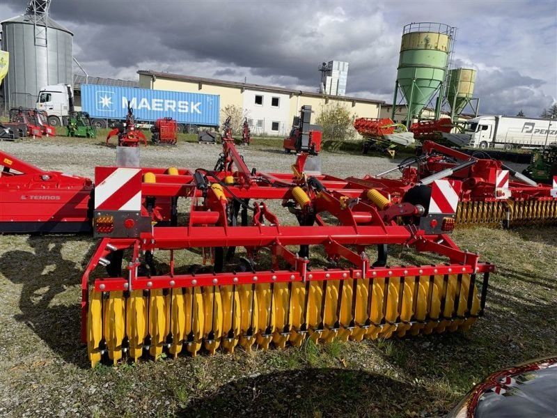 Väderstad CULTUS HD 300