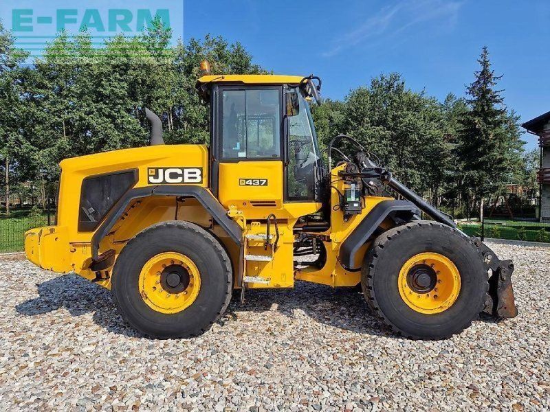 JCB 437ht