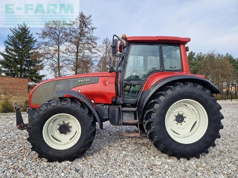 Valtra t120