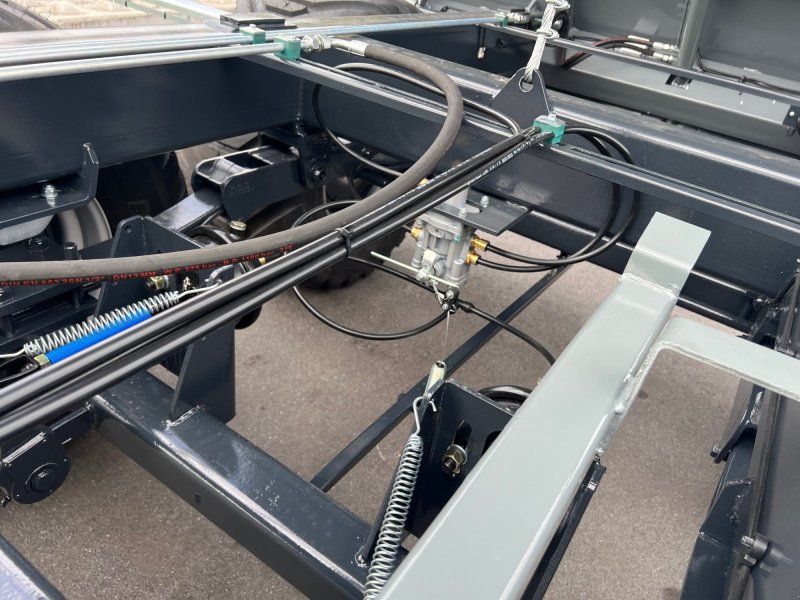 Dinapolis DPS-14 Bauschuttmulde Muldenkipper Schotterklappe