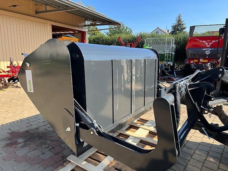 ÜBERLADER / SCHIEBESCHAUFEL