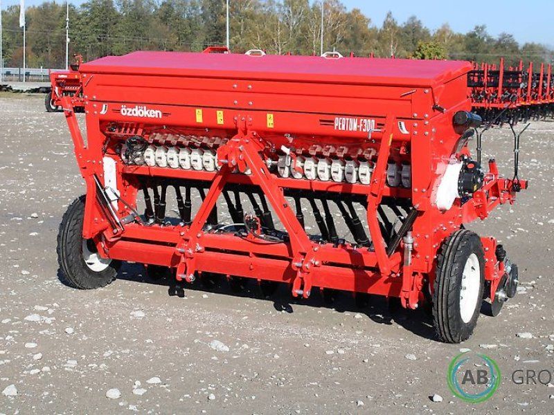 Mechaniczny siewnik zbożowy z nawozem Ozdoken Pertum-F300 dwut