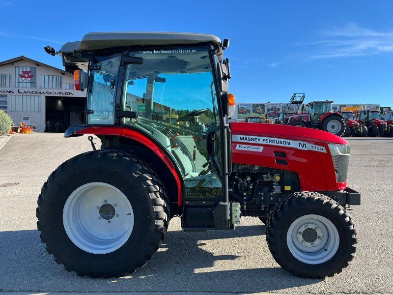 Massey Ferguson 1750 M HST