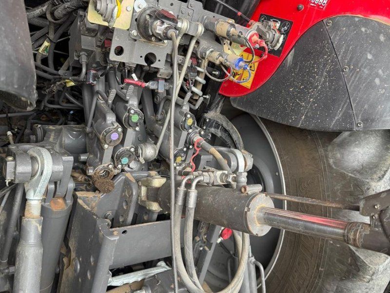 Massey Ferguson 6715 S Dyna-6 Efficient (Stage V)