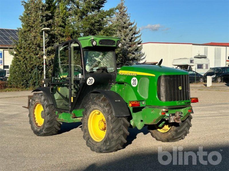 John Deere 3415