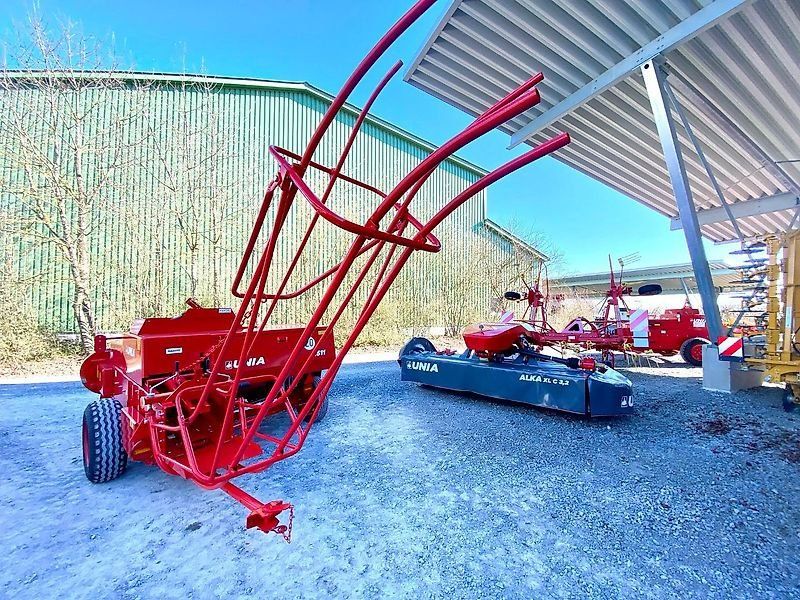 Unia Kostka Z511 Quaderballenpresse