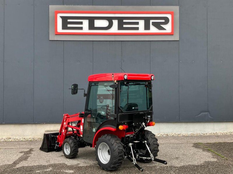 TYM T255 NH mit Frontlader und Kabine