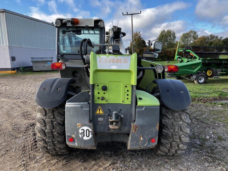Claas Scorpion 7055