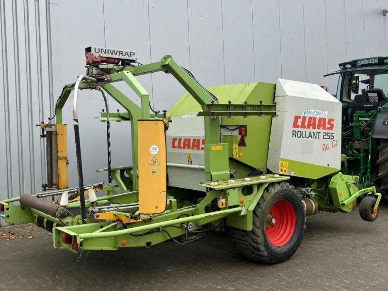 Claas Rollant 255