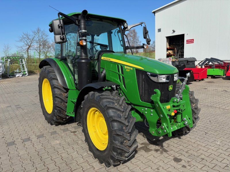 John Deere 5090 M
