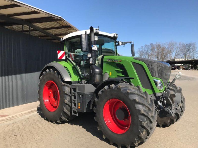 Fendt 828 Vario S4 Profi