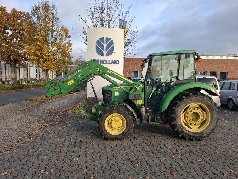 John Deere 5055 E