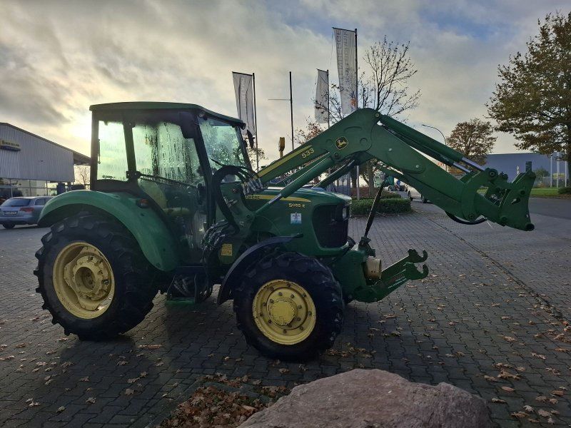 John Deere 5055 E