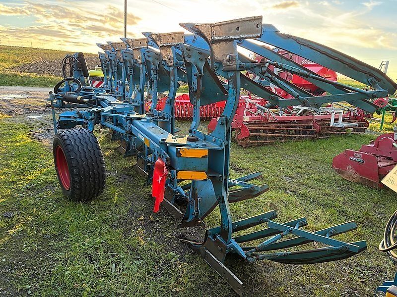 Lemken Varial 8