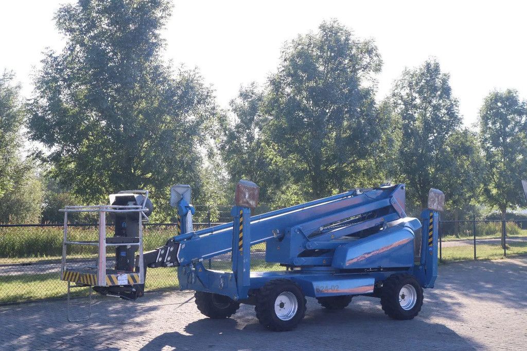 DINO 240 RXT | 24 METER | 215 KG